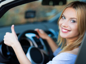 Read more about the article Przyjeżdża kobieta do warsztatu samochodowego….